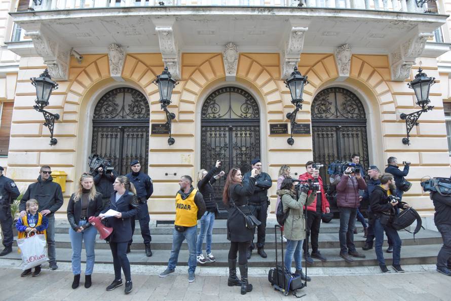 'Ne postoje djevojke koje traže batine, koje žele biti silovane...'