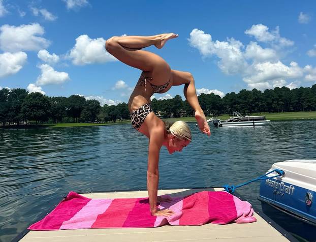 FOTO Ovo je influencerica koja će glumiti u novom Baywatchu: Pogledajte kako joj stoji bikini