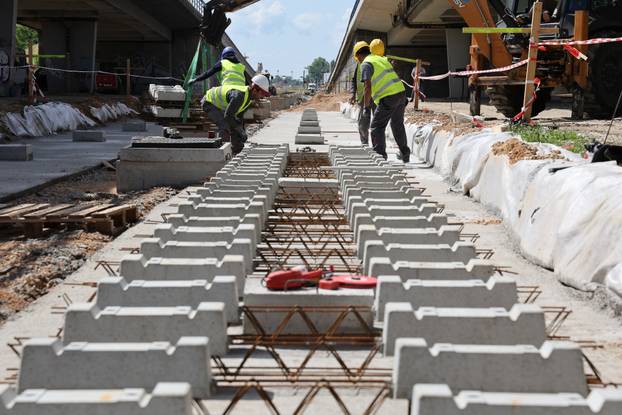 FOTO Pogledajte radove na Sarajevskoj. Bit će gotova do kraja godine. Stiže i tramvaj