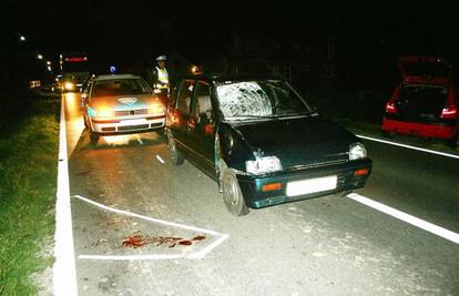 Na djevojčicu (11) naletio automobil, bori se za život 