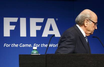 Predsjednik Fife Sepp Blatter na pretragama je zbog stresa