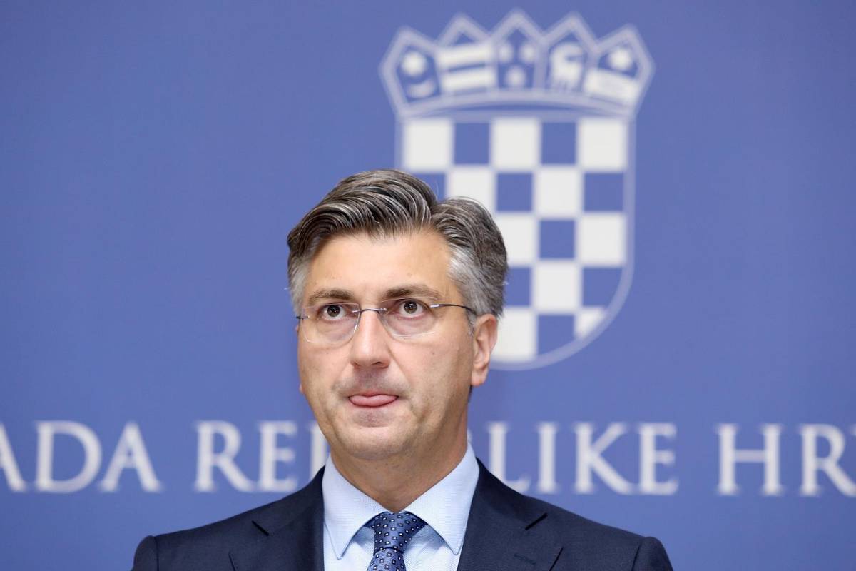 Neka Plenki braniteljima kaže da nema novca zbog profesora