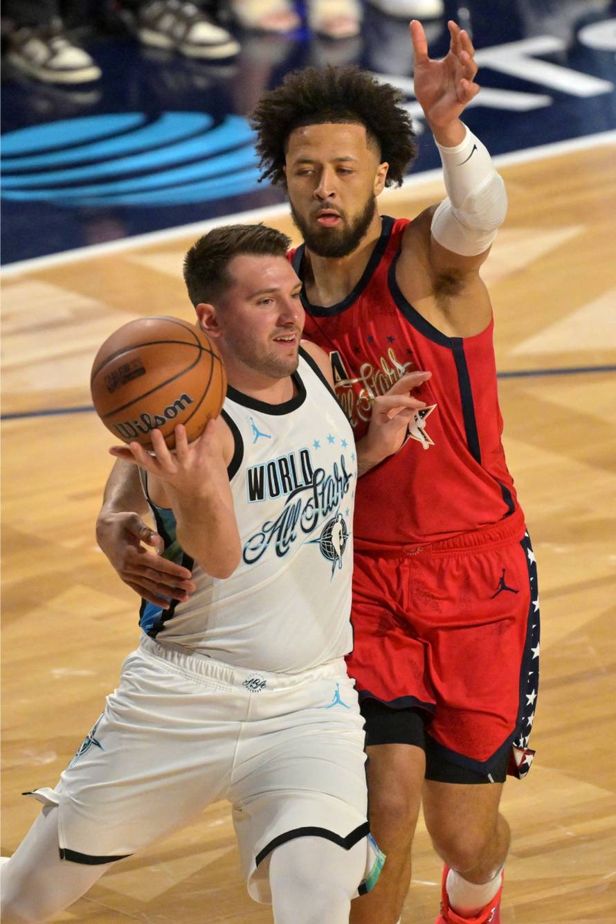 VIDEO Jokić ostao kratak u LA-u, suigrač promašio produžetak