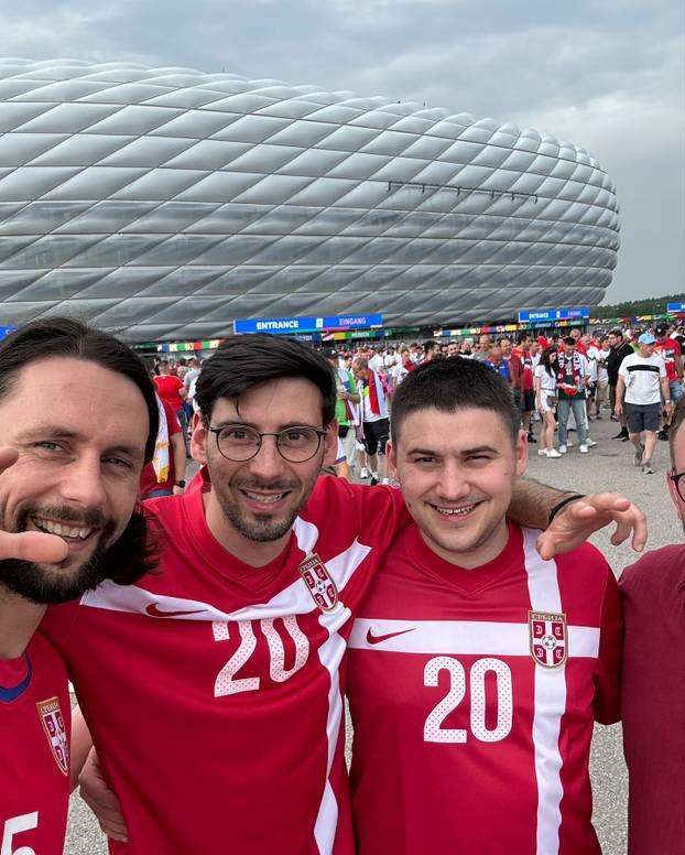 Bivši srpski reprezentativac na rubu bankrota! Dao je milijune za vodu: 'Vozio sam jurilice...'