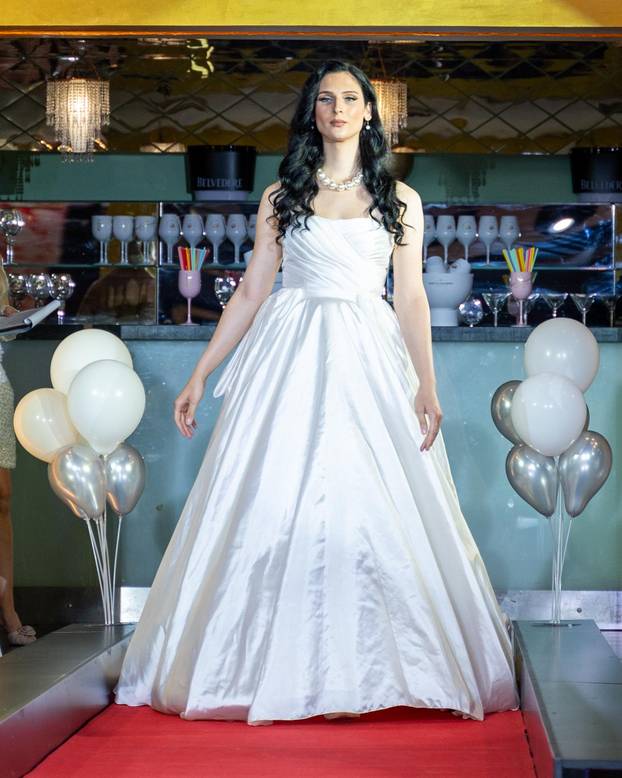 FOTO Ma, ovo se ne viđa često! Pogledajte kako je izgledao izbor za Miss Metropole...