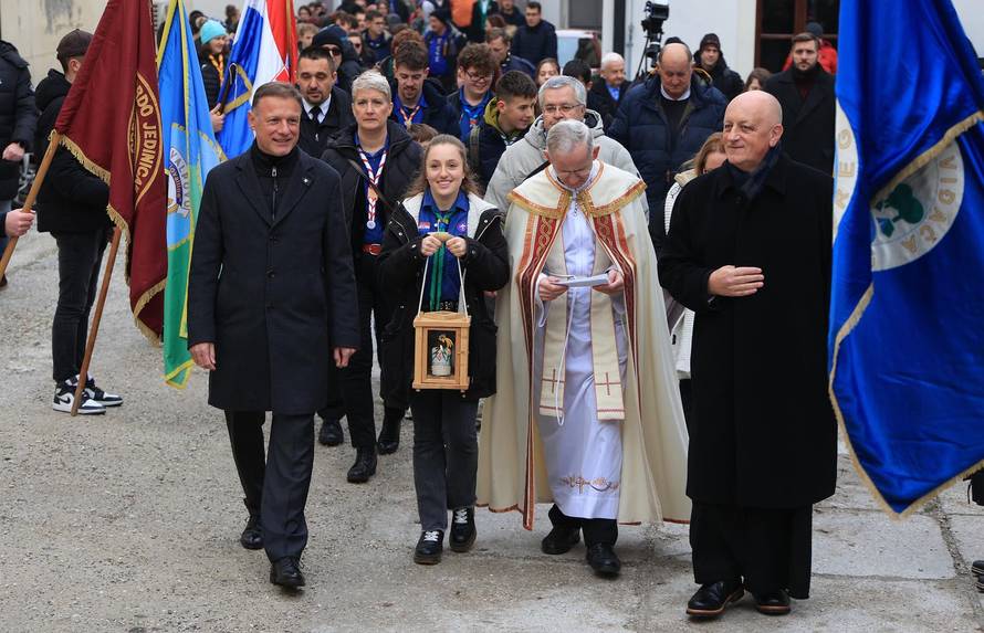 Zagreb: Izviđači donijeli Betlehemsko svijetlo mira u Hrvatsku