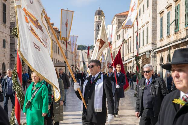 Dubrovnik: Spuštanjem barjaka sv. Vlaha i podizanjem državne zastave te misnim slavljem završila je ovogodišnja Festa svetog Vlaha
