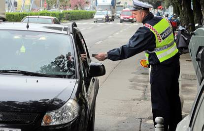 Na "Dan bez mobitela u prometu" policija nije zatekla ni jednog vozača s mobitelom