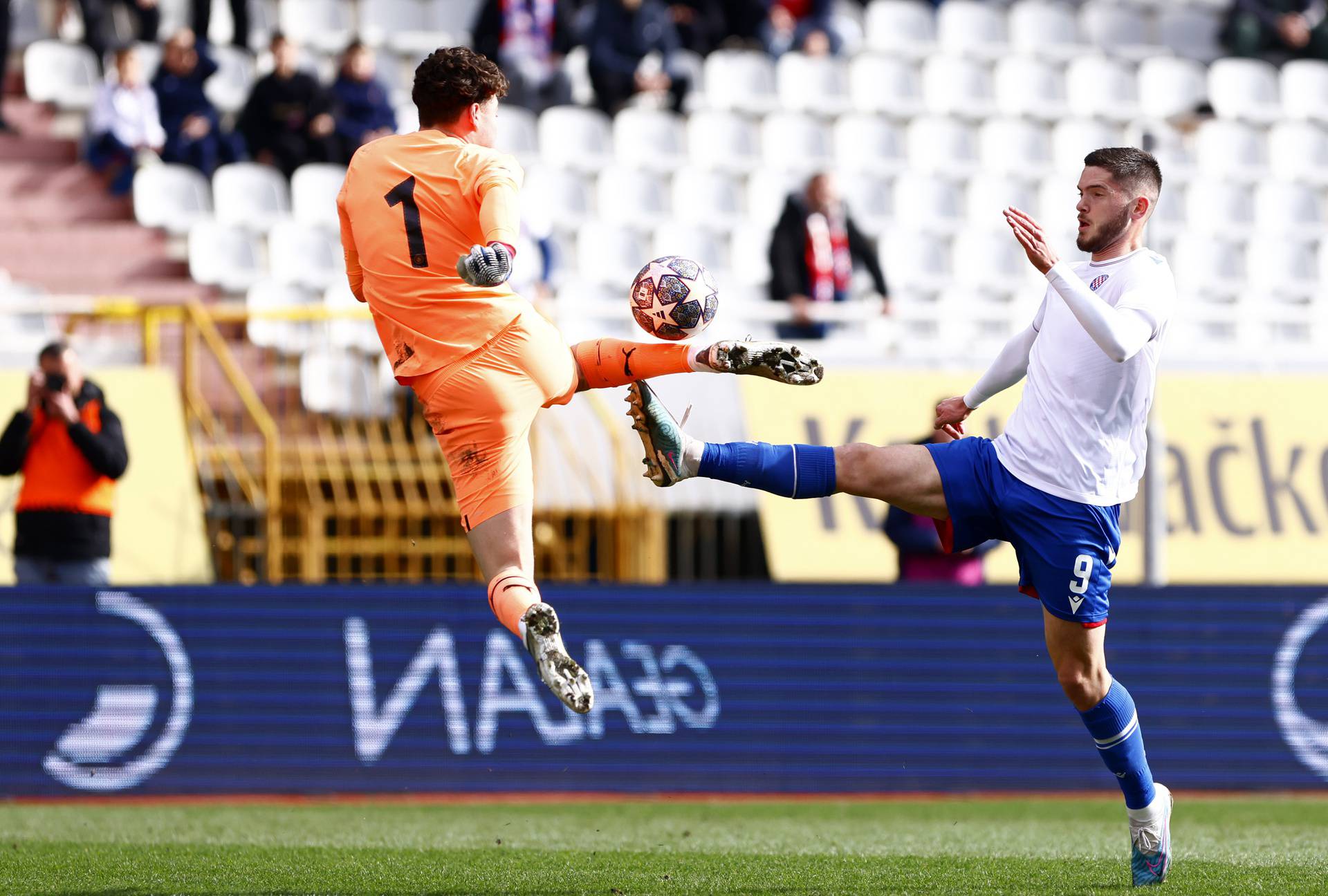 Split: Osmina finala Lige prvaka mladih, Hajduk - Manchester City