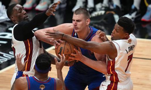 Čudesni Jokić ispisao povijest, Denver opet vodi u NBA finalu!