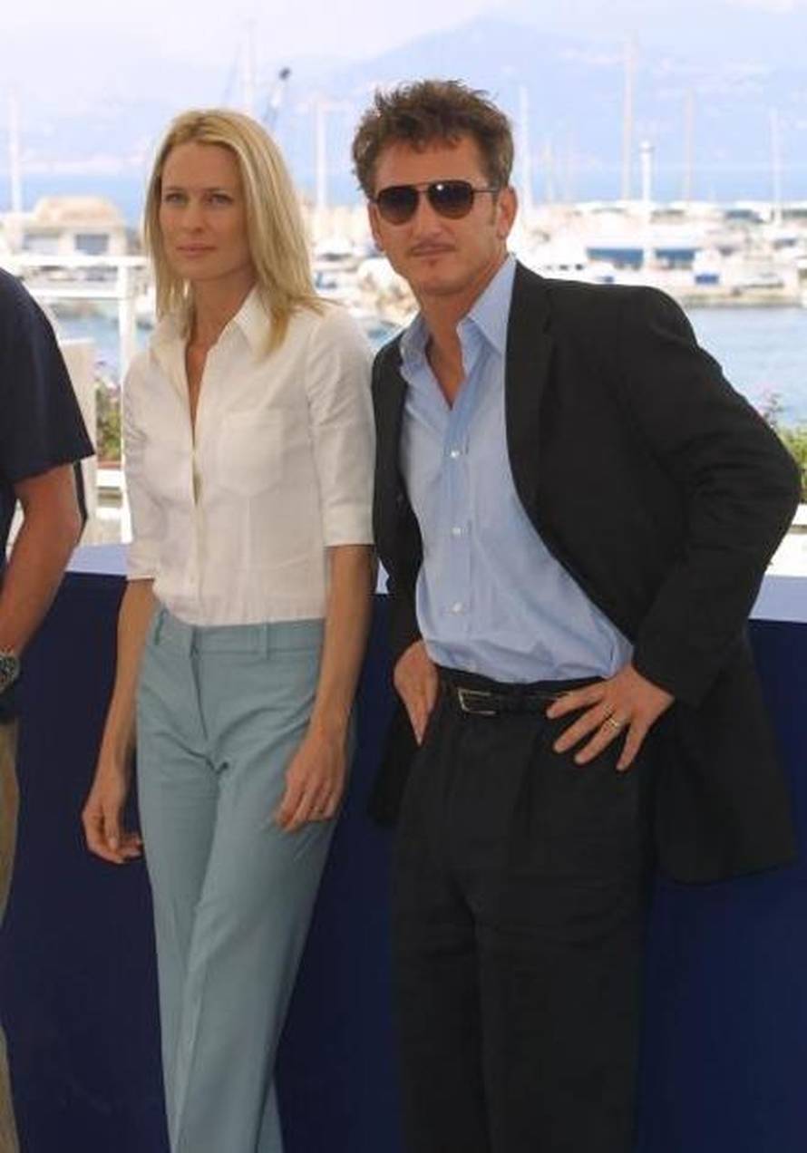 Sin Seana Penna uhićen: Imao je marihuanu, gljive i tablete