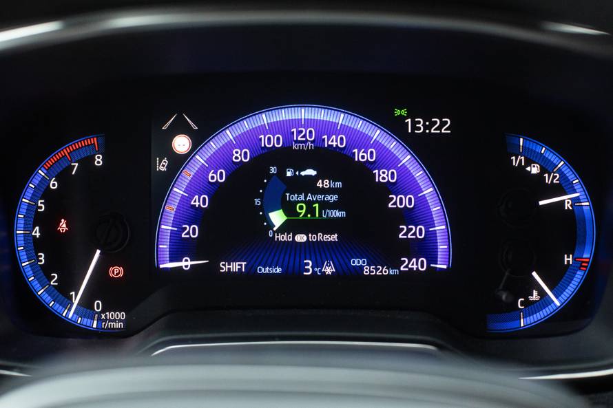 Bez hibrdnog pogona nije tako štedljiva, ali je vrlo povoljna