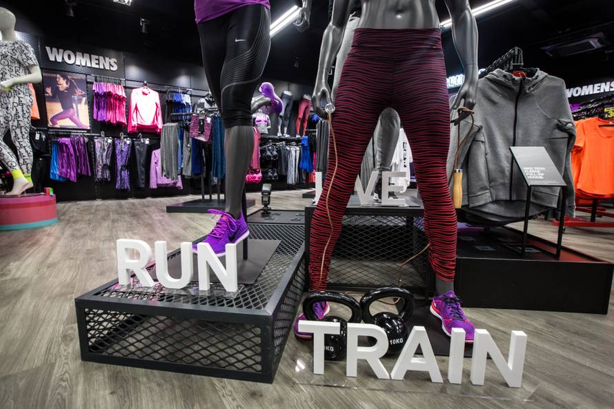 Nike Mercurial DW Sports - Manchester