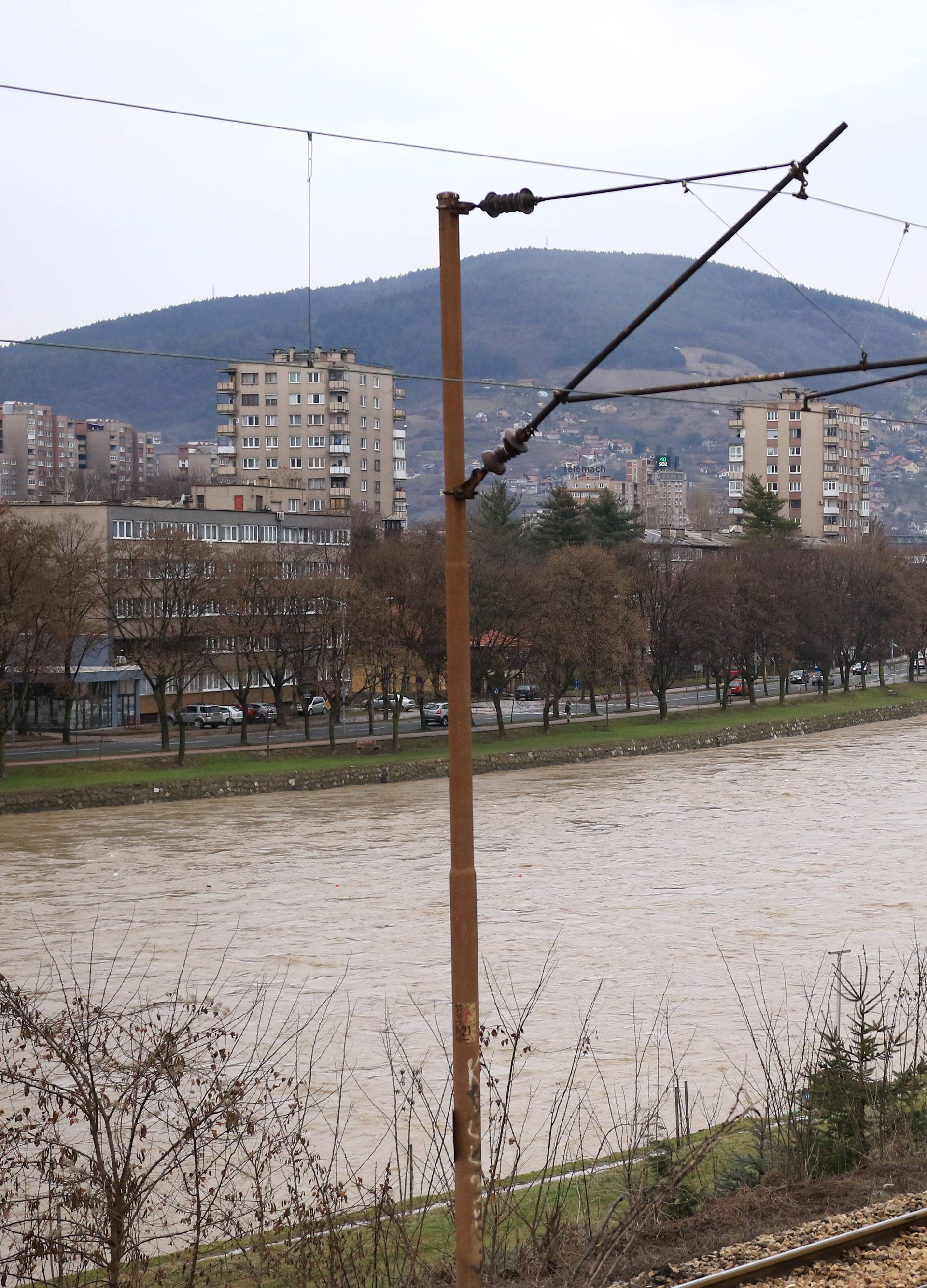 U Zenici i okolici zbog poplava proglaÅ¡eno izvanredno stanje