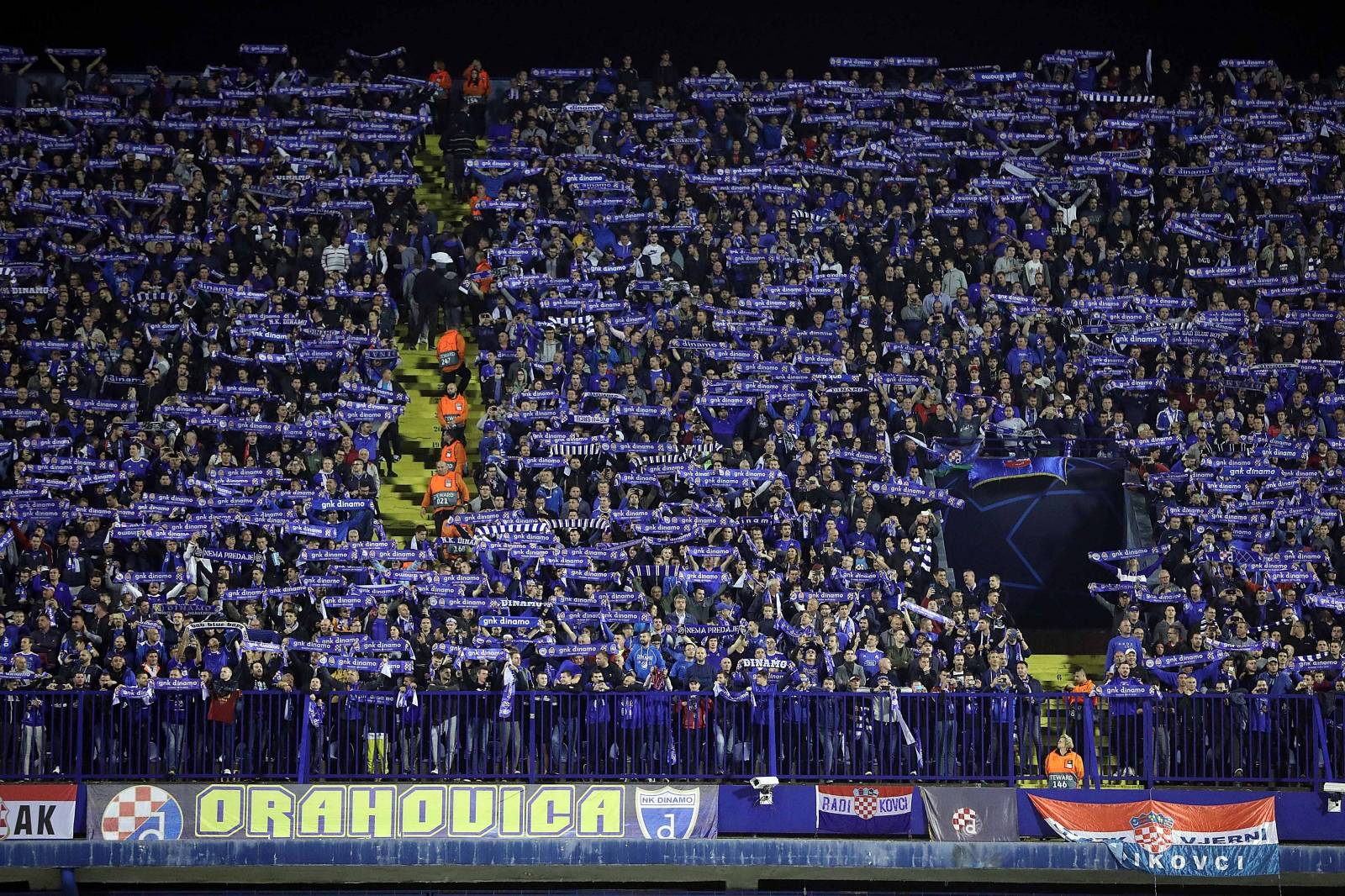 Atmosfera na stadionu uoÄi poÄetka utakmice izmeÄu Dinama i Atalante