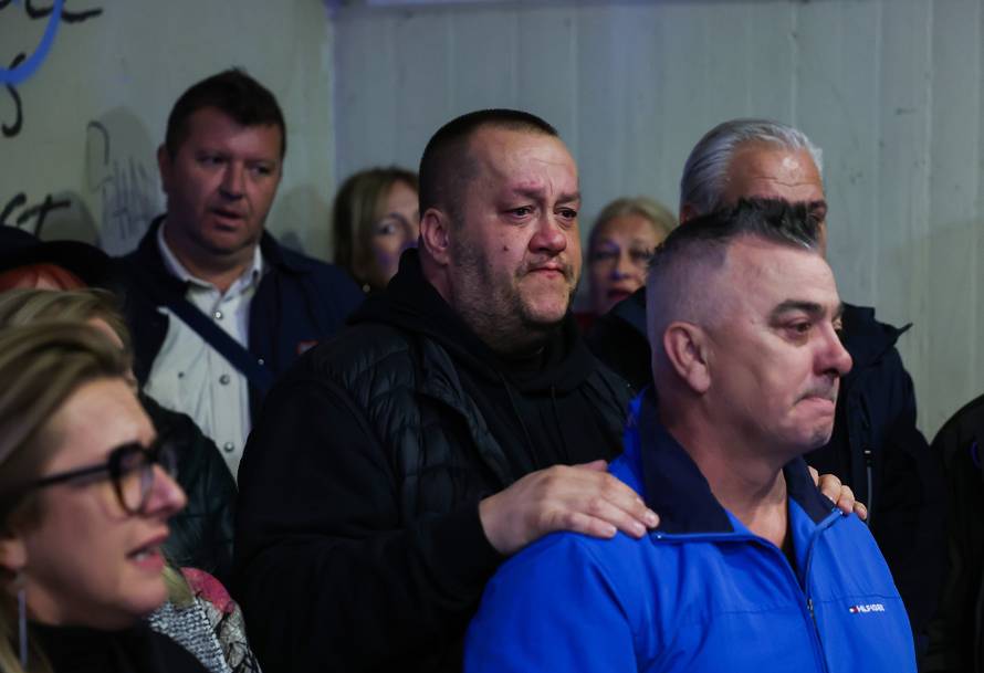 Sarajevo: Sin Halida Bešlića, Dino odao je počast svome ocu