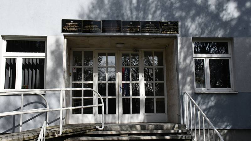 U Novoj Gradiški prijevremeni izbori za gradonačelnika