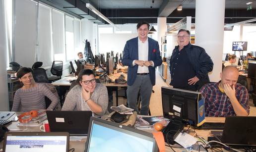 Halid nam je bio u redakciji, sa svima zastao i popričao, kroz svaki bi razgovor provukao šalu