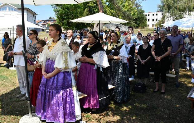 FOTO Pogledajte kako se slavila Velika Gospa  po svetištima