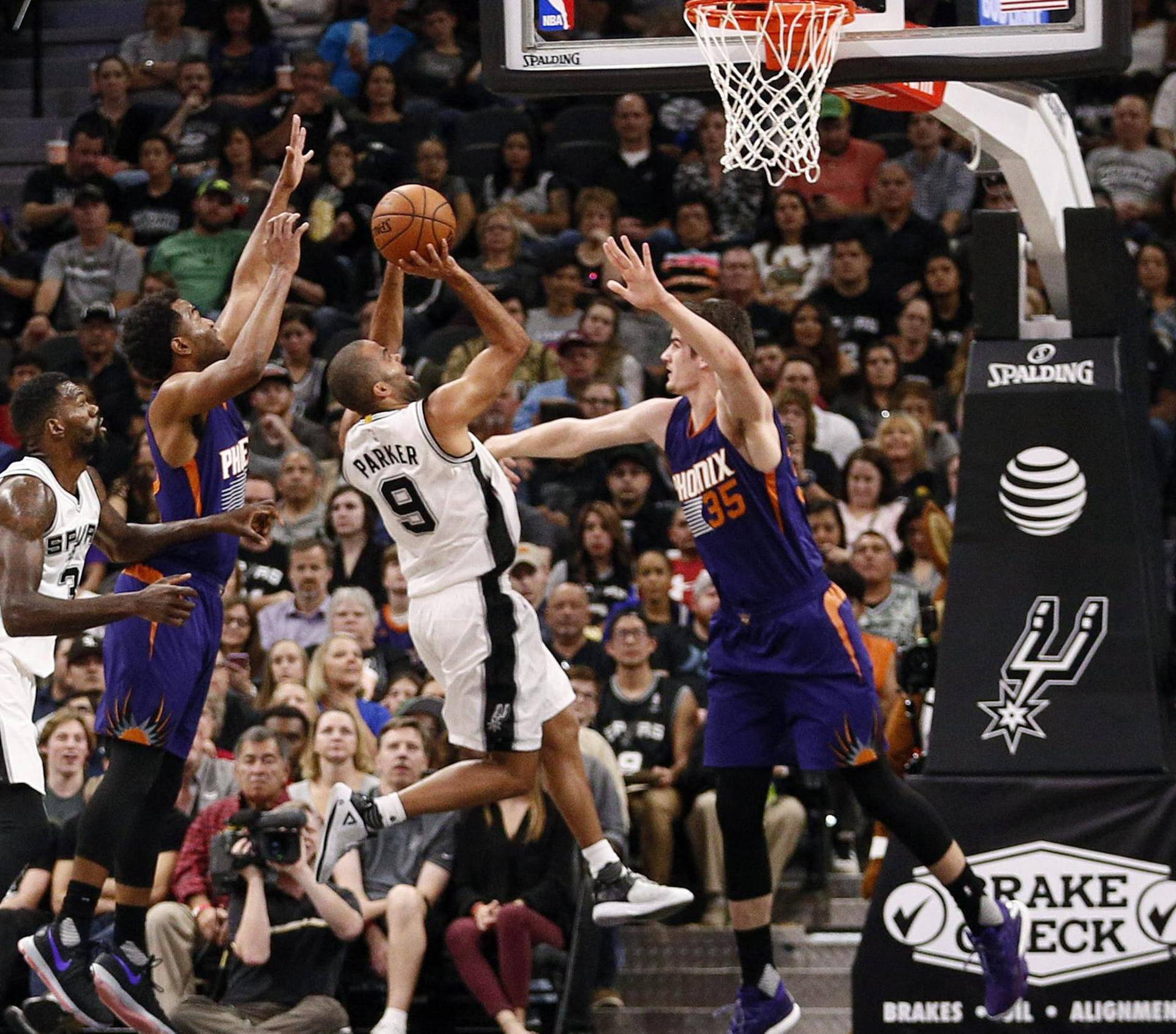 NBA: Phoenix Suns at San Antonio Spurs