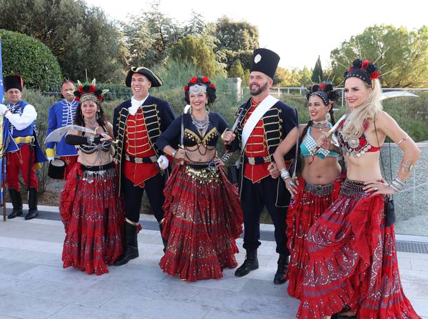 Šibenik: Nakon mimohoda otvoren je 16. Sajam u srednjovjekovnom Šibeniku