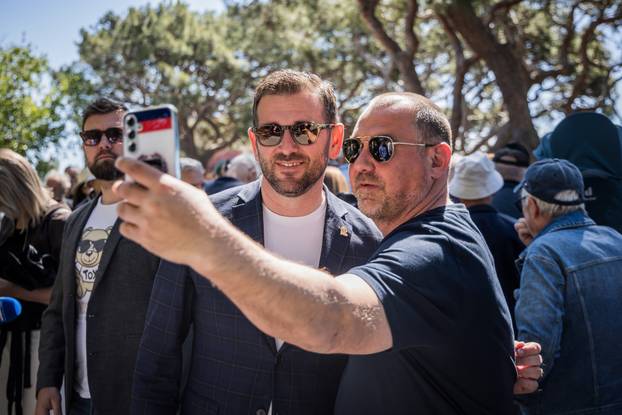Split: Tomislav Šuta je podjelio preko 1000 porcija graha 