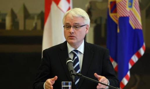 Ivo Josipović: Srbi iz Lore zaslužuju spomen obilježje