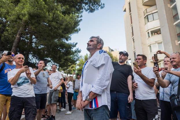 Split: Otkrivanje murala Blaža Sliškovića Bake na Splitskom Mertojaku