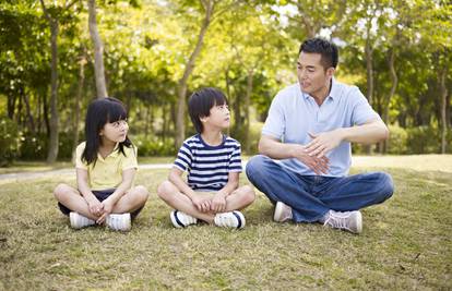 Japanski način discipliniranja djece: Razgovor nasamo je ključ