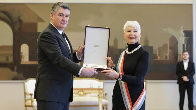Zagreb: Predsjednik Milanović uručio odlikovanje Jadranki Kosor