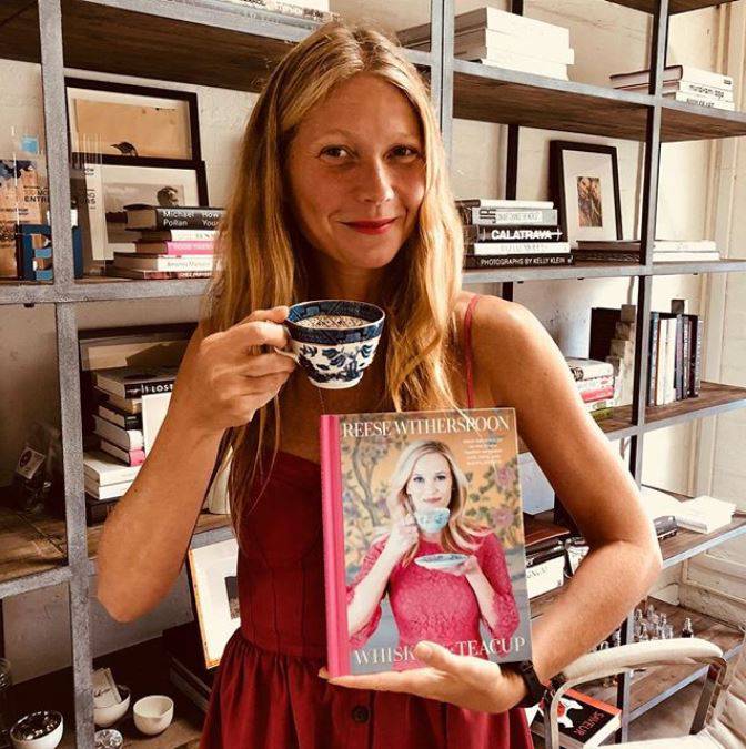 Paltrow pozirala gola u planini, fanovi kritiziraju: Vide se rebra