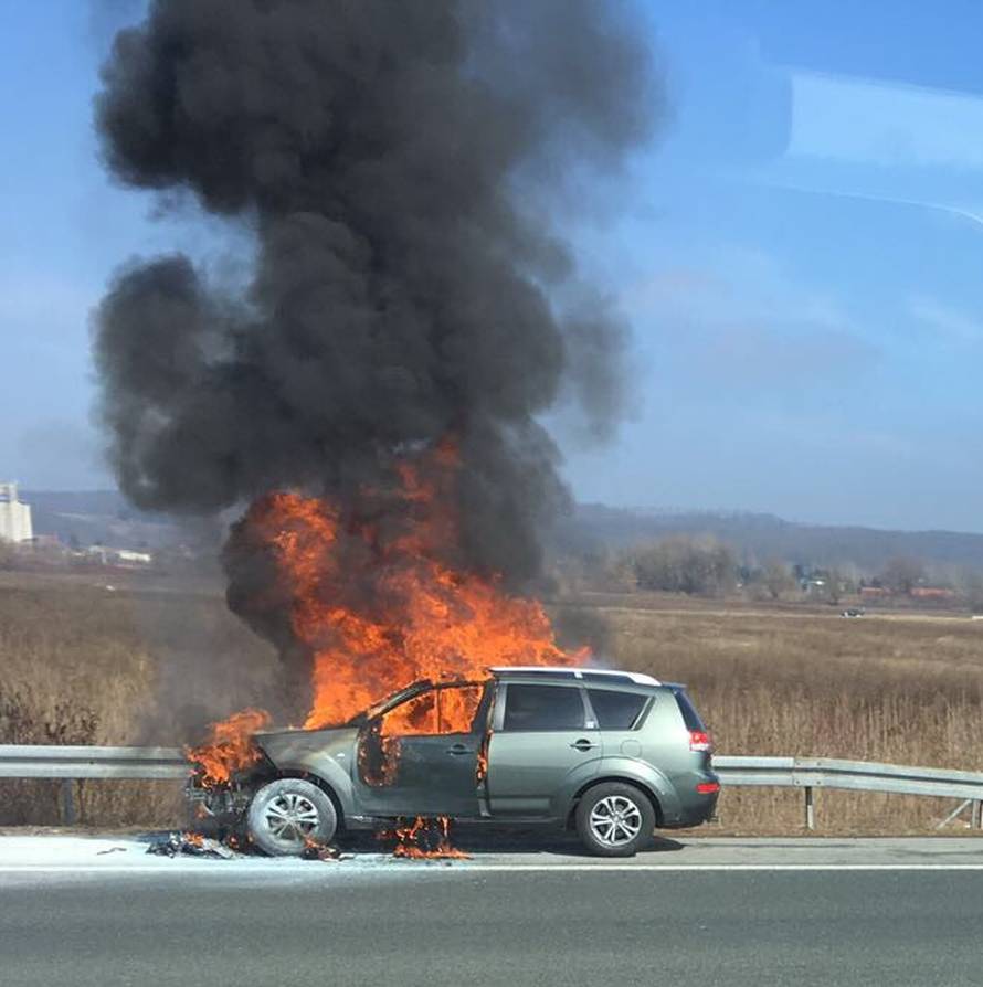 Buktinja na A3 kod Novske: Citroen je u potpunosti izgorio