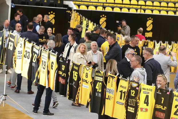 Split: Izložba 150 dresova povodom 80. rođendana KK Split