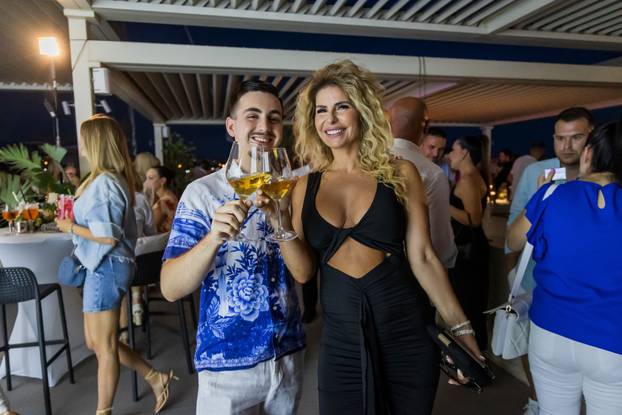 Split: Story Summer Party 