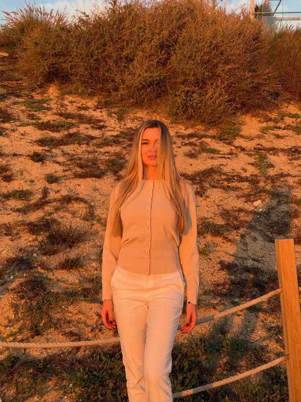 FOTO Zgodna, plavokosa i domaćica: 'Svi misle da mi je super, ali ja sam iscrpljena'