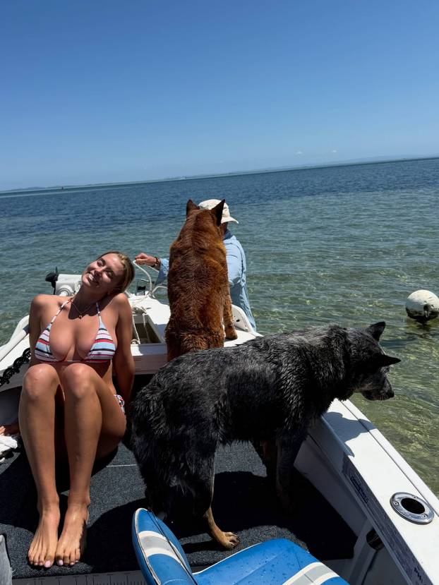 Ispale na Australian Openu: Ovu sportsku novinarku optužili su da otkriva ipak malo previše