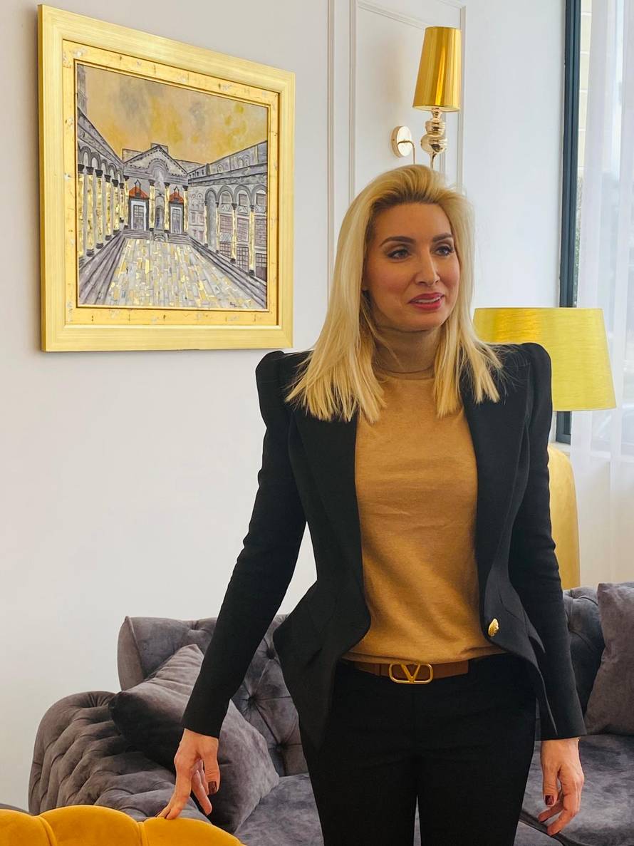 Žena, majka, grofica: Fani Kerum pokazala slikarski talent, Žele ne skriva ponos
