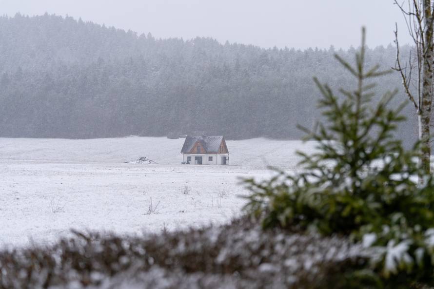 Babin Potok: Zimski uvjeti na državnoj cesti DC 52 Prozor - Vrelo Koreničko