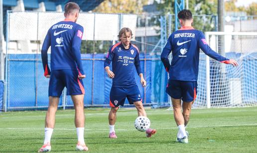 FOTO 'Vatreni' odradili zadnji trening uoči Dalićeve 'stotke'. Evo kakvo je stanje s momčadi