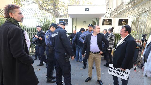 Zagreb: Policija ispred Općinskog kaznenog suda u Ilici uoči suđenja Marku Franciškoviću 
