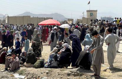Dosad su izvukli 18.000 ljudi: NATO poziva na ubrzanje evakuacije iz Afganistana