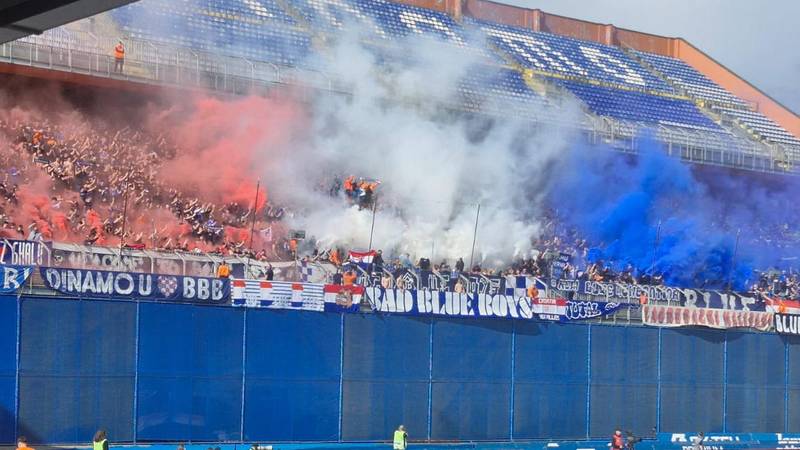 FOTO Legendarni transparenti, šalovi i 'spitke'. Pogledajte 'old school' izdanje Bad Blue Boysa