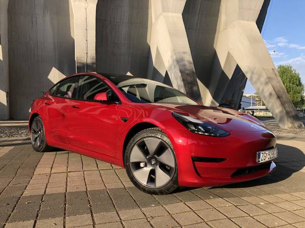 FOTO Ako ne želite da vaš novi auto brzo izgubi na vrijednosti, izbjegavajte ove modele