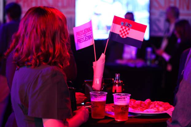 Zagreb: Izborni stožer predsjedničkog kandidata Zorana Milanovića u Tvornici Kulture