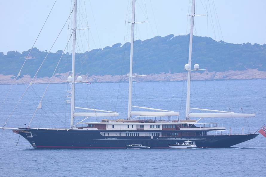 Cavtat: Jeff Bezos bez supruge Lauren napustio je Hrvatsku 