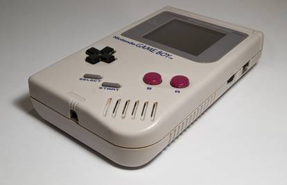 Nintendo Game Boy slavi 25. rođendan; Letio je i u svemir