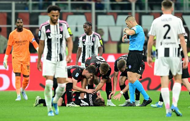 Serie A - AC Milan v Juventus