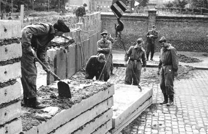 Panika na istočnim granicama! Europa 'zida' novi Berlinski zid, a važnu ulogu imat će i Hrvati!