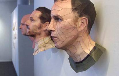 Od papira radi uvjerljive replike ljudskih glava