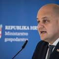 Ministar &Scaron;u&scaron;njar o ograni&ccaron;enju od 300 litara: 'Kamion mo&zcaron;e do&cacute;i od Iloka do Dubrovnika...'